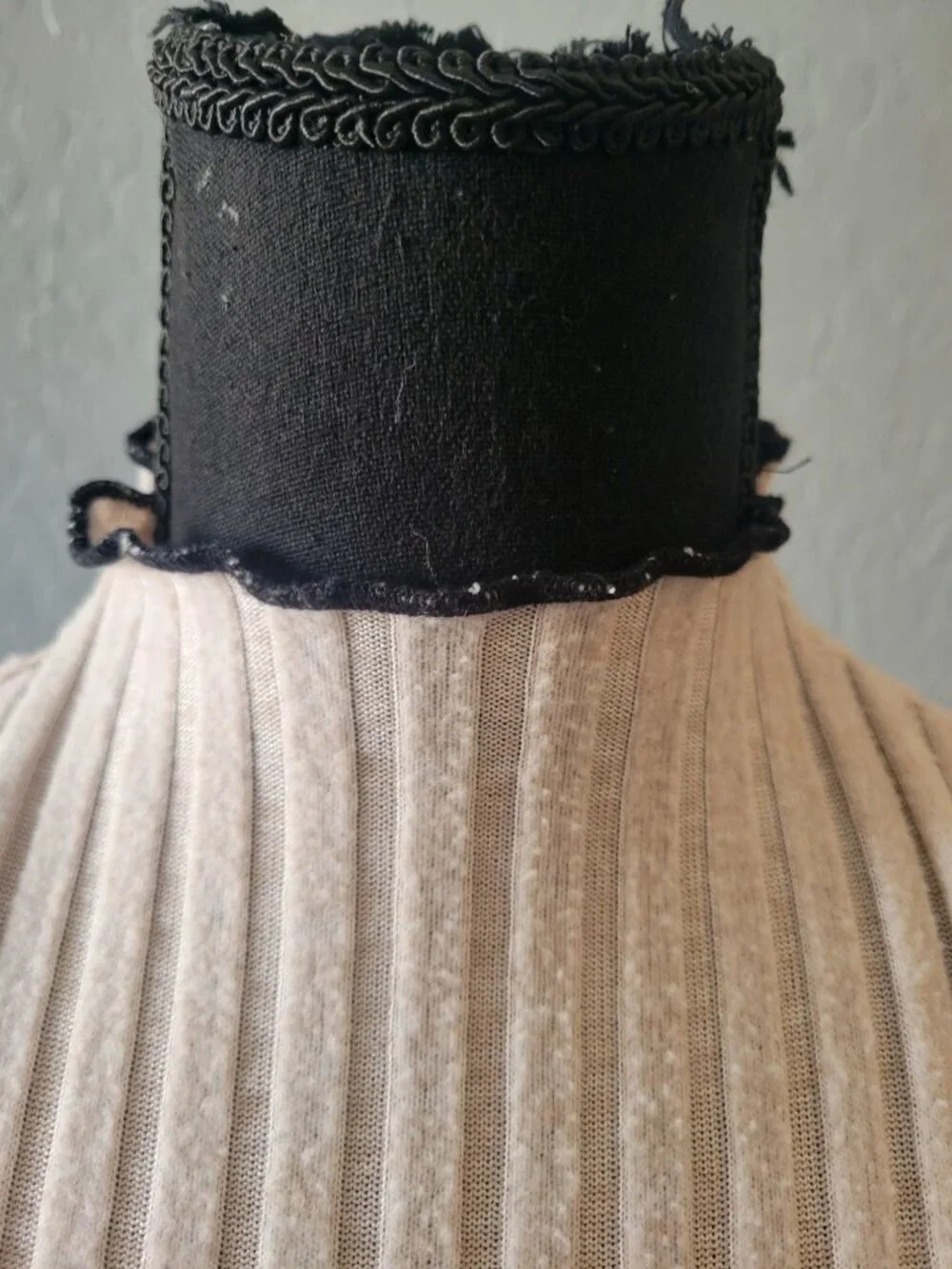 Scalloped High Neck ribbed sleeveless sweater midi dress with contrast trim SZ L - Picture 3 of 9